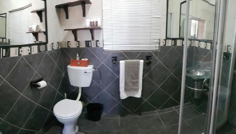 Tehillah Guesthouse Upington Extérieur photo