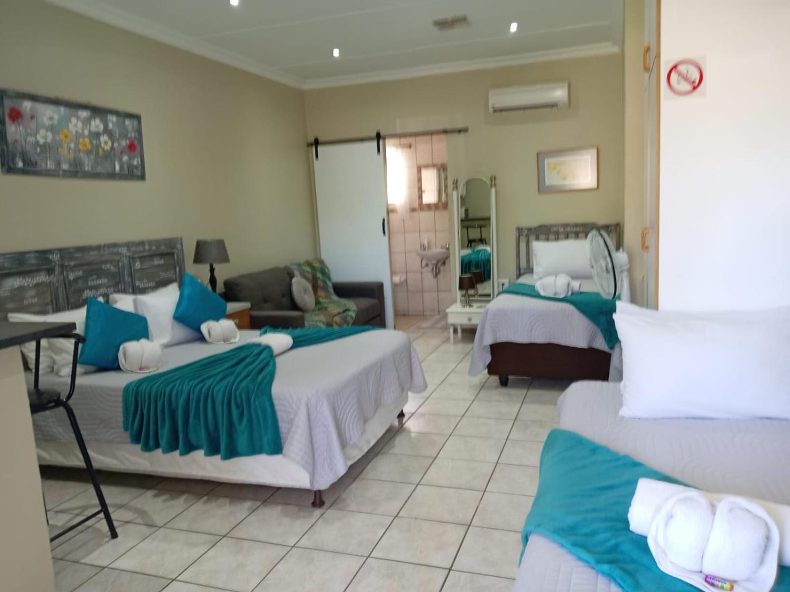 Tehillah Guesthouse Upington Extérieur photo
